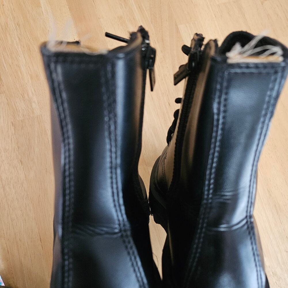 Dr. Martens Vegan Jadon II Mono Platform Boots Black Sz 7M FLAW - Picture 4 of 13